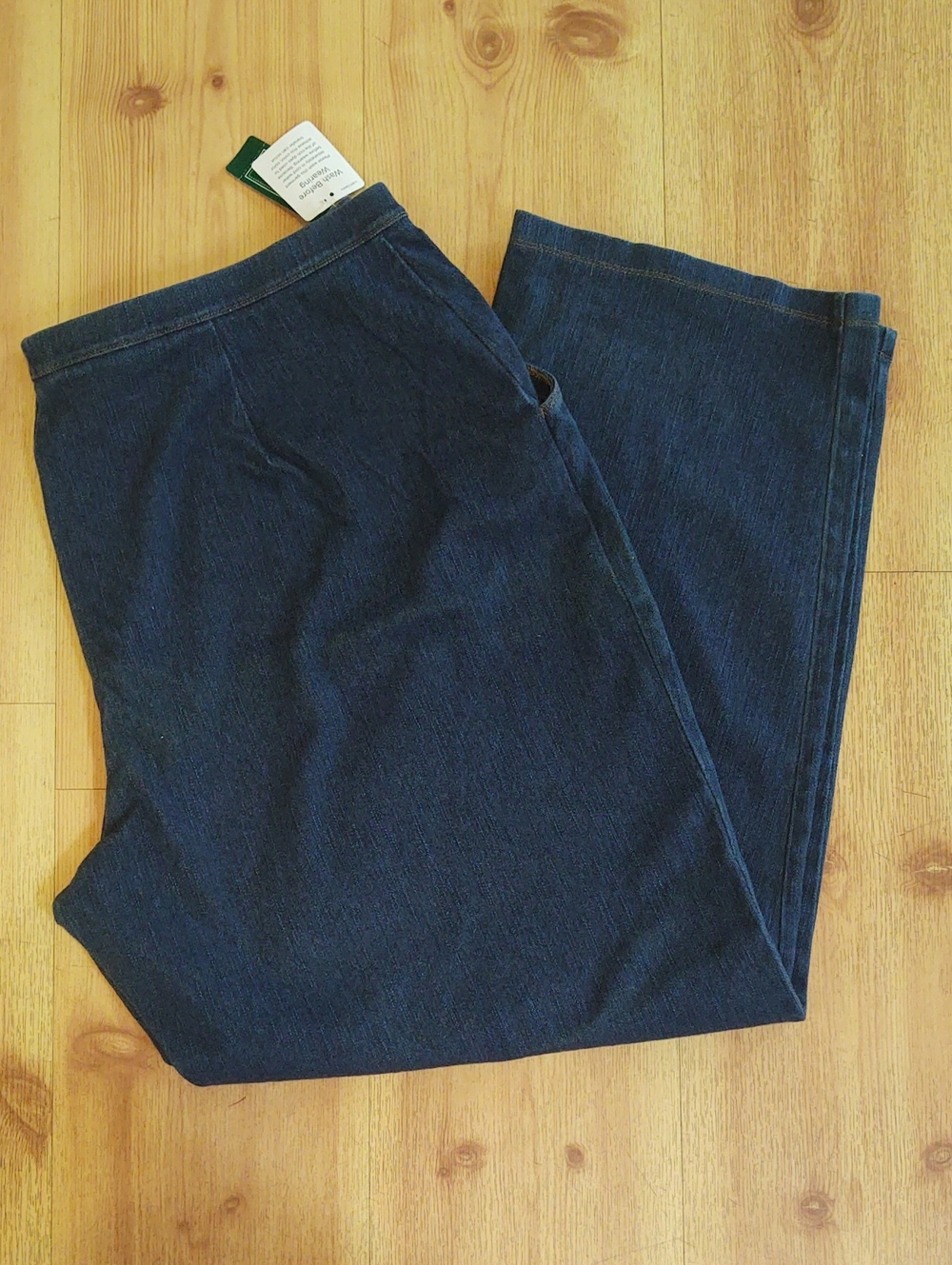 L.L. Bean Women's Straight Leg Jeans in Dark Blue - 3X